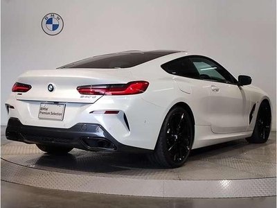 BMW 8 SERIES - 2