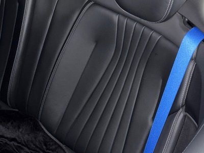 MERCEDES-BENZ E-CLASS - 10