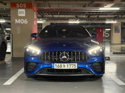 MERCEDES-BENZ E-CLASS - 1