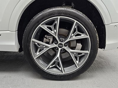 صورة 6 لـ 2023 AUDI Q8