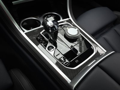 BMW 8 SERIES - 9