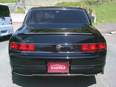 TOYOTA CENTURY - 6