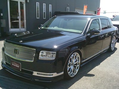 TOYOTA CENTURY - 4