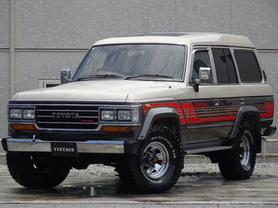 TOYOTA LAND CRUISER 60