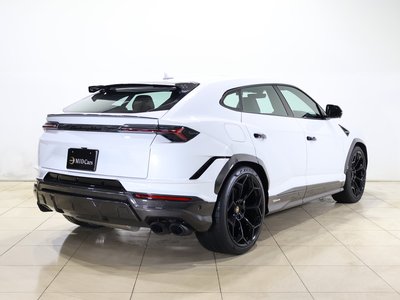 LAMBORGHINI URUS - 2