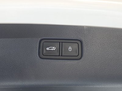2024 Genesis GV80 thumbnail 32