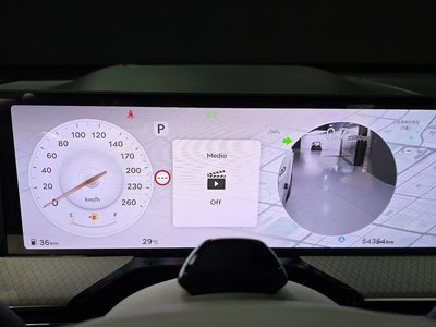 2024 Genesis GV80 thumbnail 11