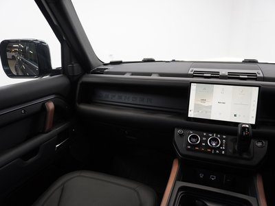 صورة مصغرة 32 لـ 2023 LAND Rover DEFENDER