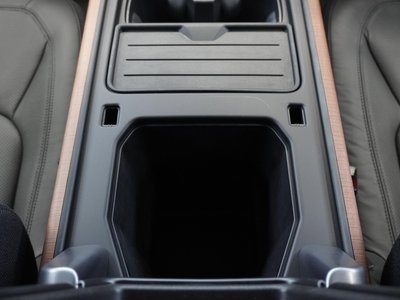 صورة مصغرة 40 لـ 2023 LAND Rover DEFENDER