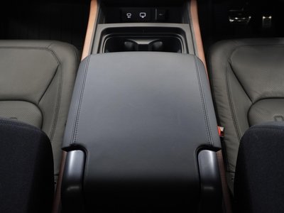 صورة مصغرة 41 لـ 2023 LAND Rover DEFENDER