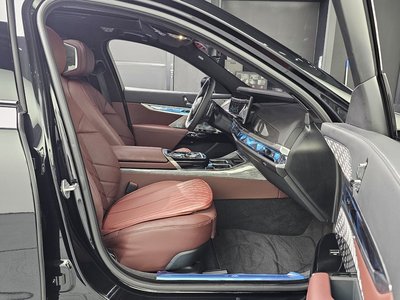 صورة مصغرة 12 لـ 2025 BMW 7 SERIES