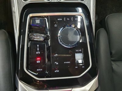 صورة 9 لـ 2024 BMW 7 SERIES