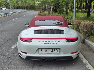 PORSCHE 911 - 5