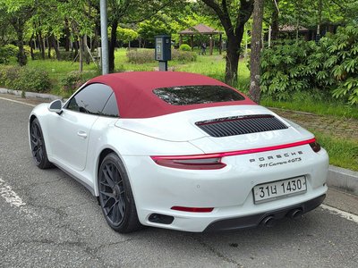 PORSCHE 911 - 6