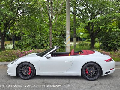PORSCHE 911 - 10