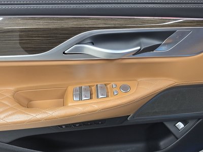2020 BMW 7 SERIES thumbnail 25