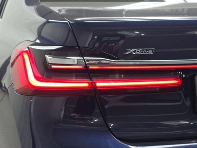 صورة 10 لـ 2020 BMW 7 SERIES