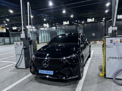 MERCEDES-BENZ EQS - 3