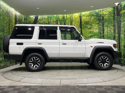 صورة مصغرة 59 لـ 2025 Toyota LAND CRUISER 70