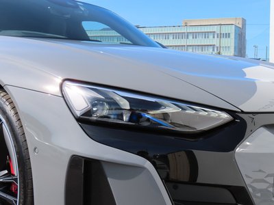 صورة 8 لـ 2023 AUDI RS E-TRON GT