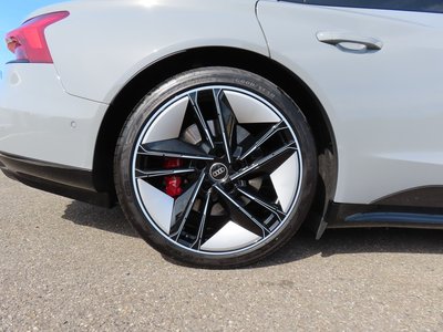 صورة 7 لـ 2023 AUDI RS E-TRON GT