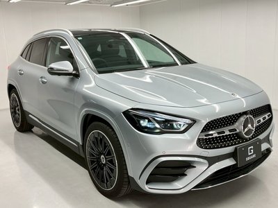 MERCEDES-BENZ GLA - 10