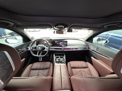 2024 BMW I7 — фото 5