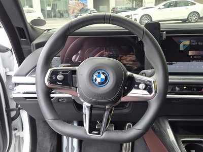 2024 BMW I7 缩略图 18