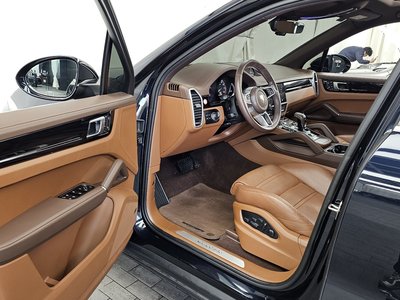 PORSCHE CAYENNE - 10