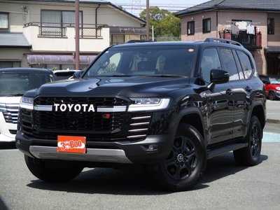 TOYOTA LAND CRUISER 300 - 1