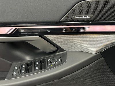 صورة مصغرة 14 لـ 2025 BMW I5