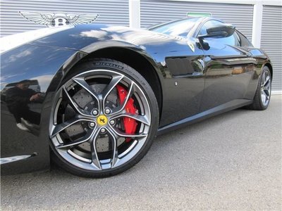 صورة 9 لـ 2020 Ferrari GTC4 LUSSO