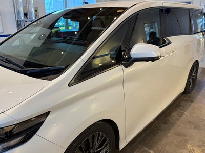 TOYOTA VELLFIRE - 7