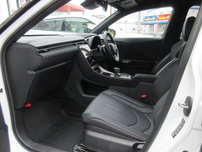2025 Lexus LBX — миниатюра 34