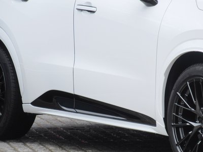 صورة 10 لـ 2025 Lexus LBX