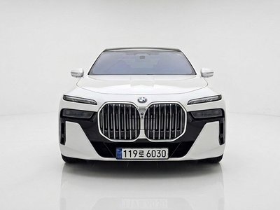 BMW 7 SERIES - 1