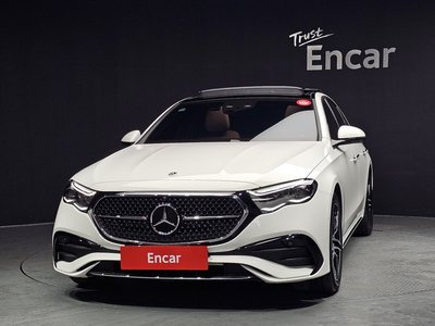 MERCEDES-BENZ E-CLASS - 2