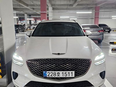 صورة 1 لـ 2024 Genesis GV70