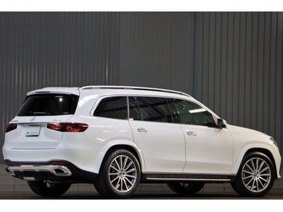 2026 Mercedes-BENZ GLS — фото 2