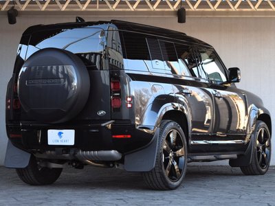 LAND ROVER DEFENDER - 9