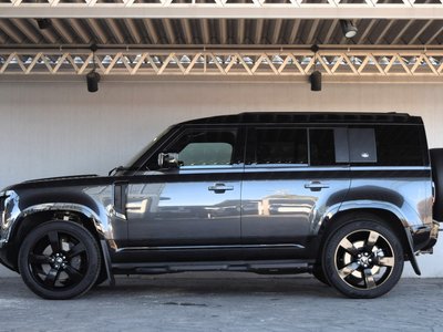 LAND ROVER DEFENDER - 6