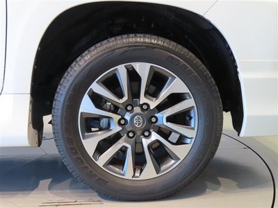 صورة مصغرة 25 لـ 2023 Toyota LAND CRUISER PRADO