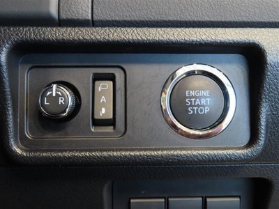 صورة مصغرة 14 لـ 2023 Toyota LAND CRUISER PRADO