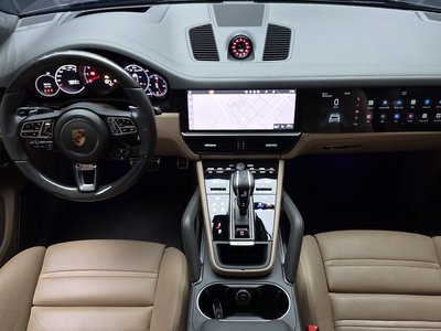 صورة 5 لـ 2021 Porsche CAYENNE