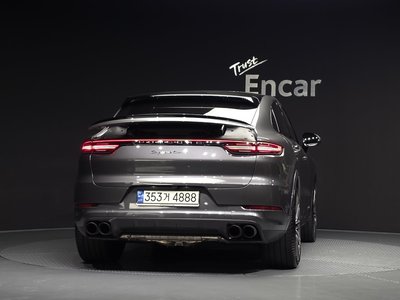 صورة 3 لـ 2021 Porsche CAYENNE