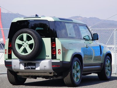 LAND ROVER DEFENDER - 6