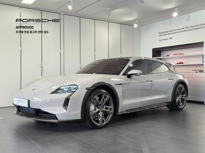 2025 Porsche TAYCAN — фото 1
