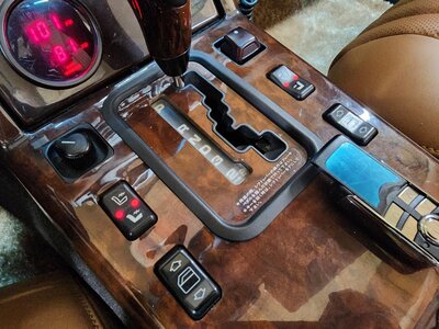 MERCEDES-BENZ SL - 9