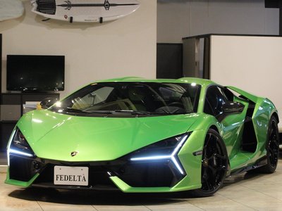 LAMBORGHINI REVUELTO