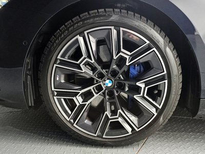 BMW I5 - 6